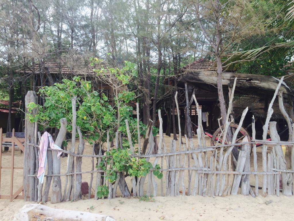 Beach Hut Arugam Bay Esterno foto